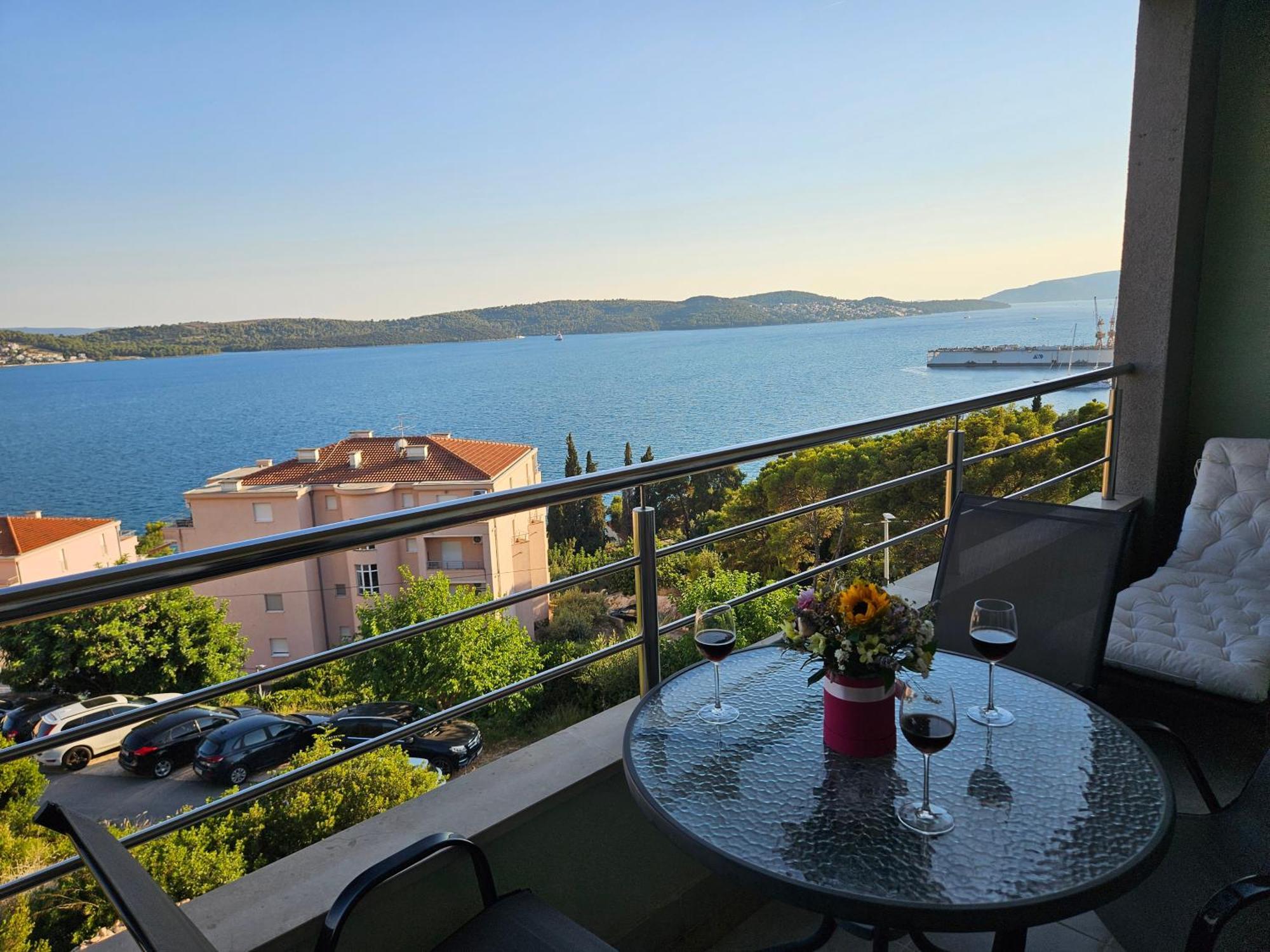 Apartmani Dodo Трогір Екстер'єр фото